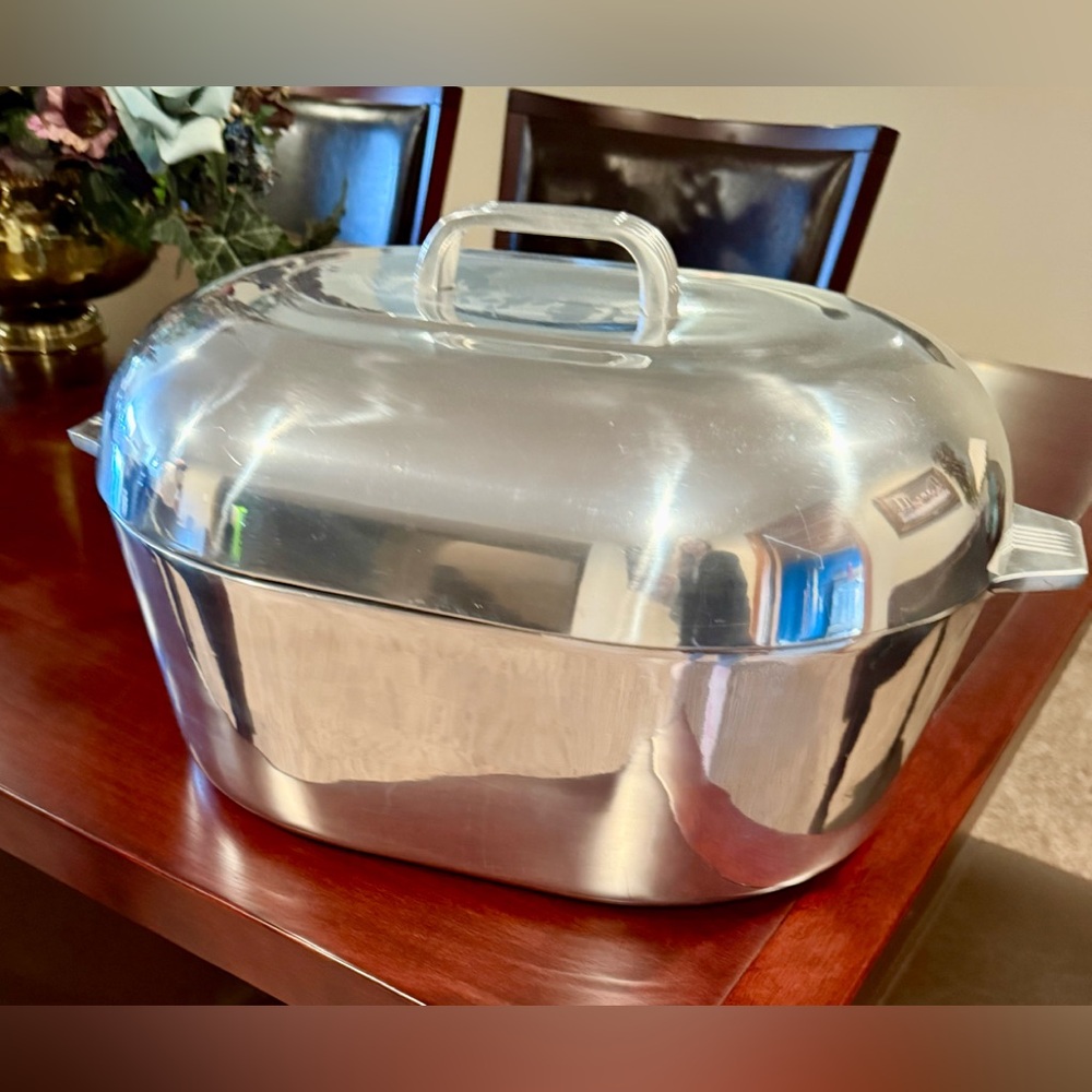 Vintage Magnalite Classic Roaster 18"